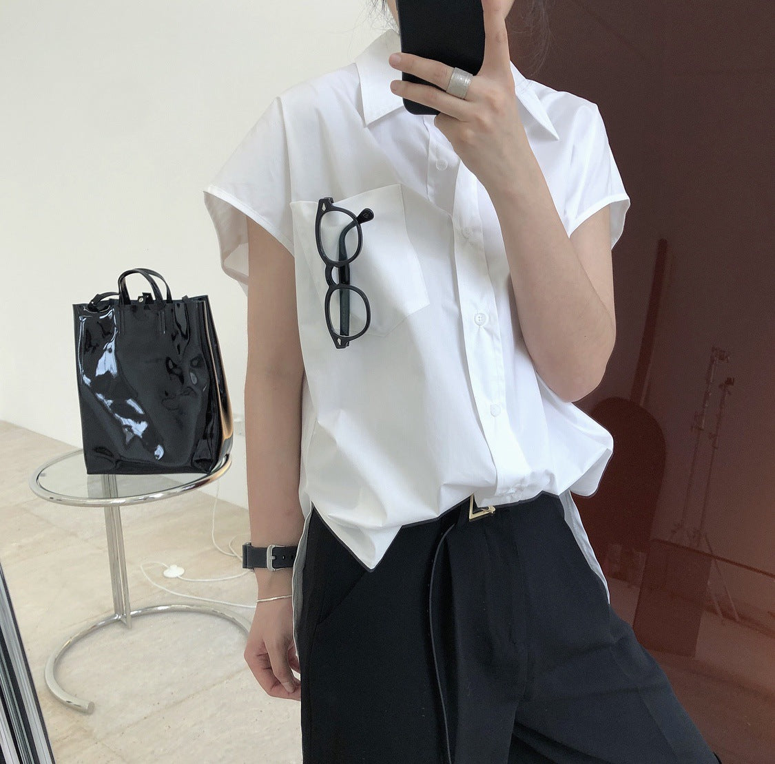 Summer new European blogger INS simple sleeveless silhouette shirt ladie loose casual right shoulder clothes
