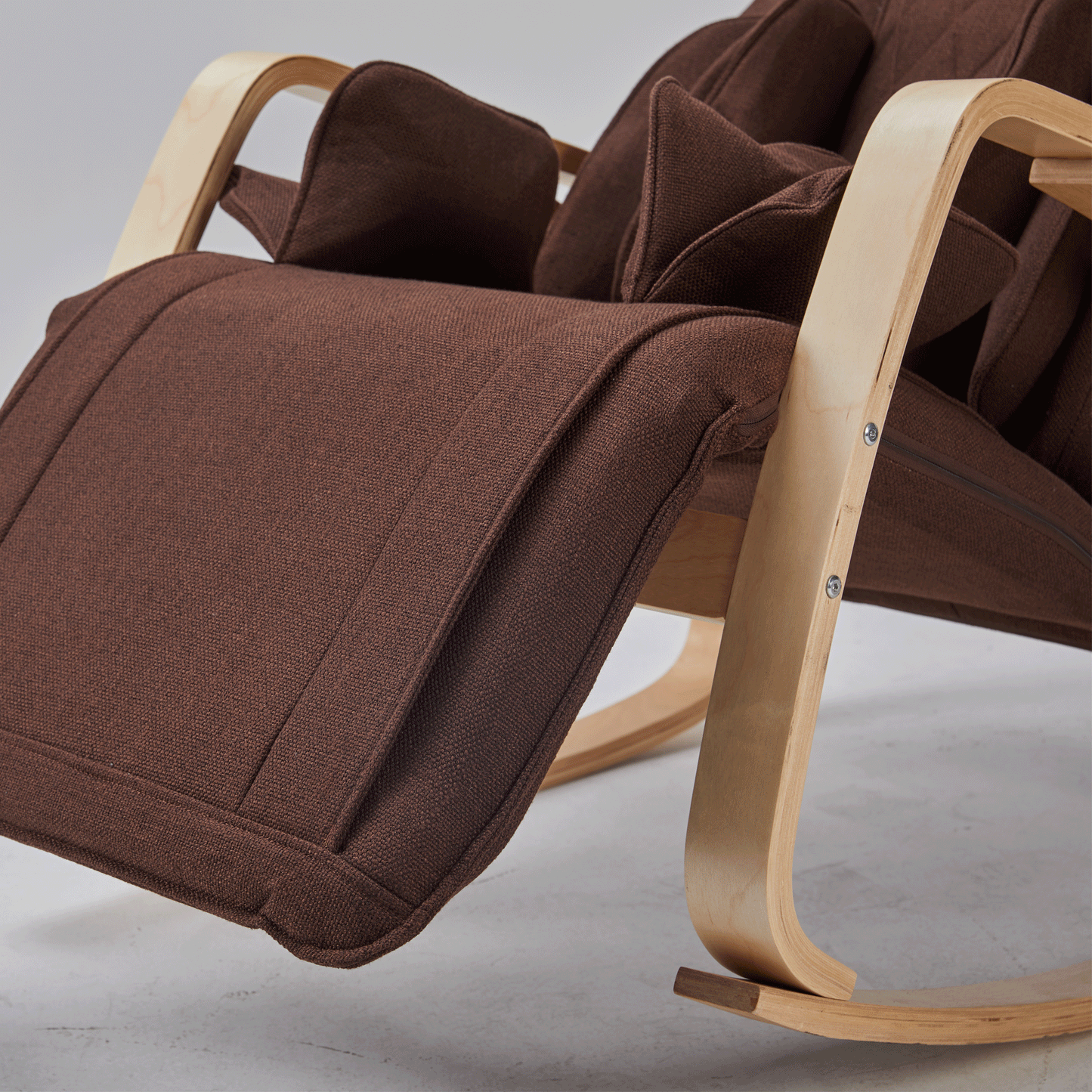 Comfortable Relax Rocking Chair, Lounge Chair Relax Chair with Cotton Fabric Cushion  Brown