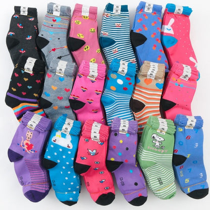 Middle-aged casual middle tube cotton socks old woman socks winter socks stall cartoon women's socks wholesale